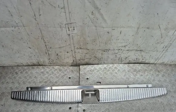 Mercedes-Benz E W212 Trunk/boot sill cover protection A2126900027