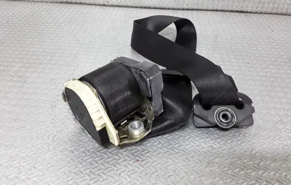 BMW X5 E53 Front seatbelt 33000338C