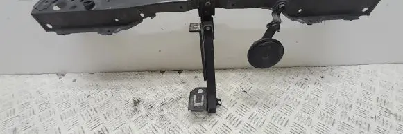 Top upper radiator support slam panel