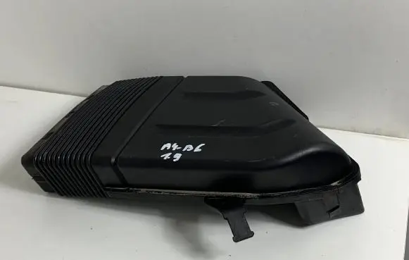 Audi A4 S4 B6 8E 8H Air intake duct part 8E0129617