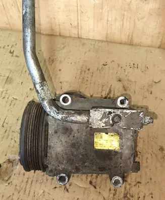 Ford Fiesta Air conditioning (A/C) compressor (pump) 8V5119D629DF