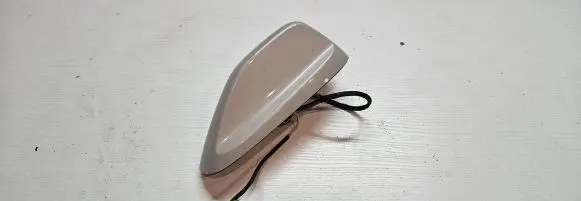Chrysler Pacifica Aerial GPS antenna P1YG06PW2AF 00532953460