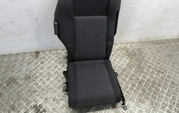Opel Zafira A Third row seats 