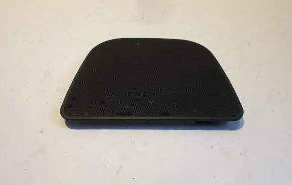 Side speaker trim/cover