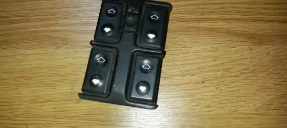 BMW 7 E32 Electric window control switch 1379075