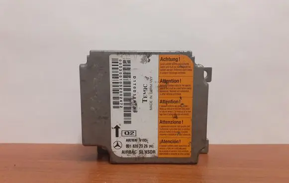 Mercedes-Benz E W210 Airbag control unit/module 5884 0018202326