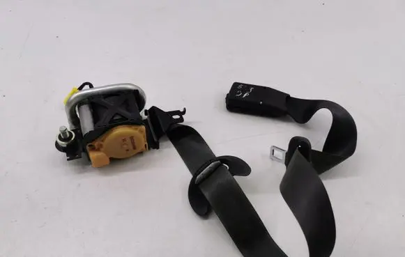 Honda Accord Front seatbelt CA235HR09