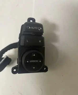Hyundai Tucson TL Wing mirror switch 93573D3000