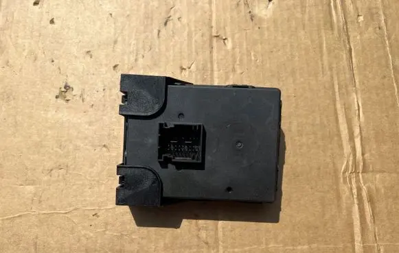 Volkswagen Arteon Gateway control module 