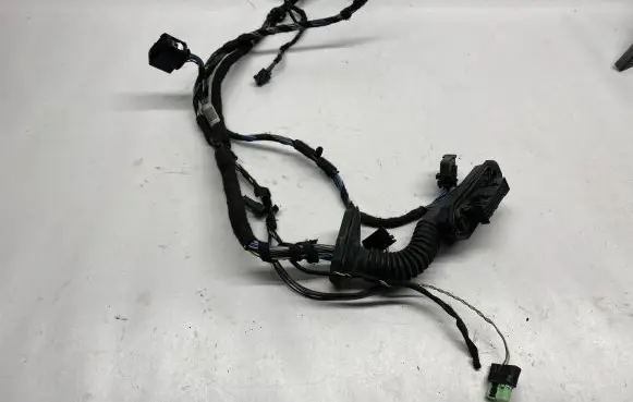 BMW 1 E82 E88 Front door wiring loom 9178345