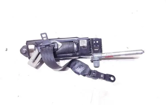 Volvo V50 Front seatbelt 303930442 3304571 601150300A