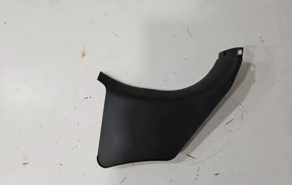 Suzuki Grand Vitara II Front sill trim cover 76110-65J0 7611065J0