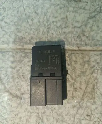 Volvo S40, V40 Other relay 95338211