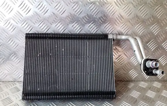 BMW 1 F20 F21 Air conditioning (A/C) radiator (interior) 