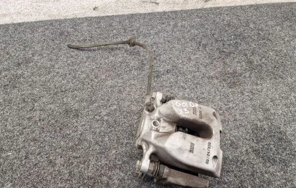 BMW X3 G01 Front brake caliper 6882254