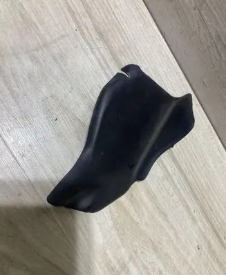 Peugeot Expert Windshield trim 9811019877