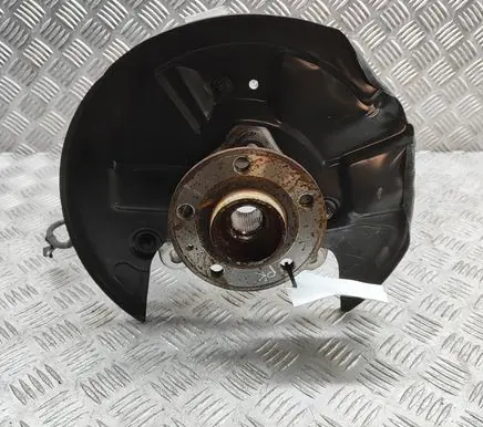 Volvo XC40 Front wheel hub 32221856 32217579