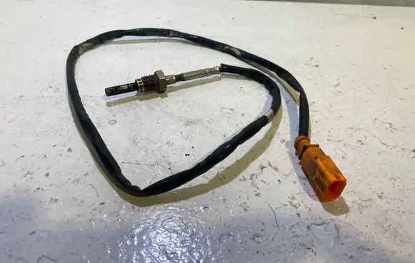 Audi A4 S4 B8 8K Exhaust gas temperature sensor 4G0906088L