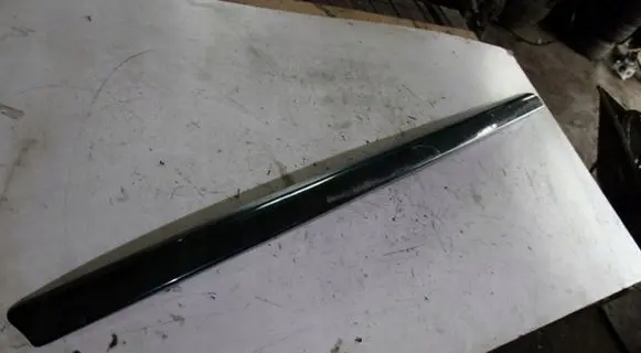 Honda HR-V Front door trim (molding) D16W1