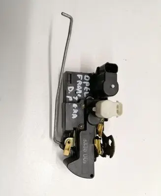Opel Frontera B Front door lock 16634324