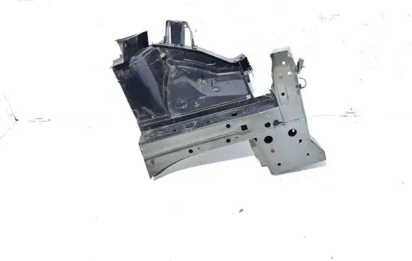 Nissan Leaf II (ZE1) Front quarter panel 