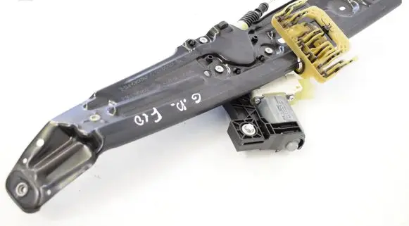 Volkswagen Jetta V Rear window lifting mechanism without motor 7182122