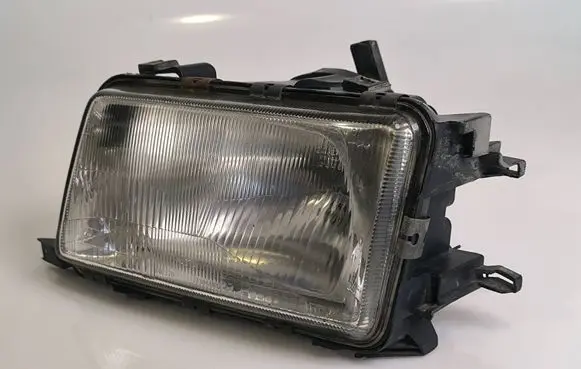 Audi 80 90 S2 B4 Headlight/headlamp 14118300 1305219013 141179