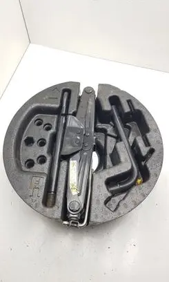 Renault Latitude (L70) Tool box 