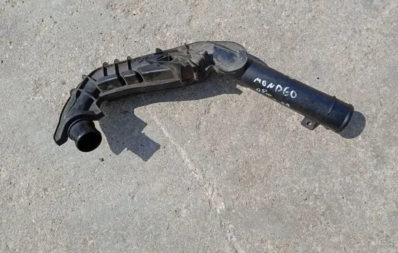 Ford Mondeo MK IV Intercooler hose/pipe