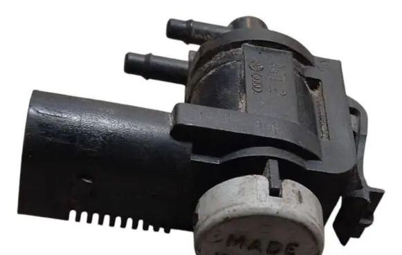 Skoda Octavia Mk2 (1Z) Turbo solenoid valve 1K0906283A
