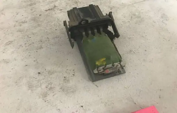 Peugeot Partner Heater blower motor/fan resistor 