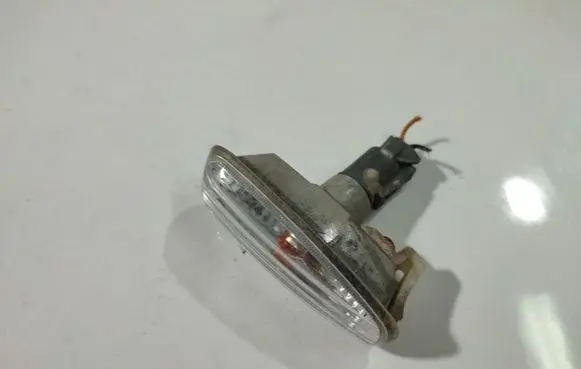 Hyundai i30 Front fender indicator light 