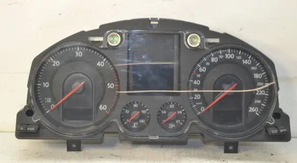 Speedometer (instrument cluster)