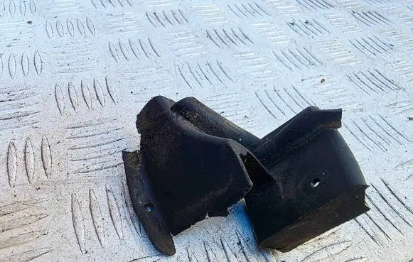 Audi Cabriolet B3 8G Rubber seal front coupe door window 8G0833175B