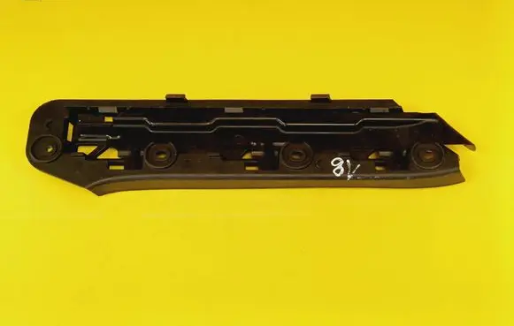 Volkswagen Touran I Front bumper mounting bracket 1T0807935 1T0807049