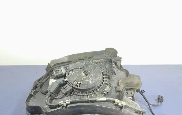 Skoda Octavia 985 AdBlue liquid reservoir 5Q0131877F