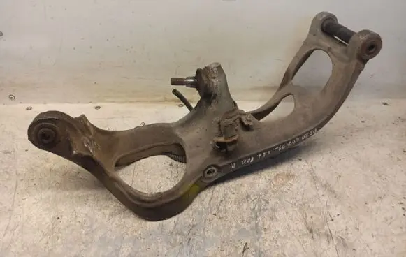 Peugeot 407 Front lower control arm/wishbone