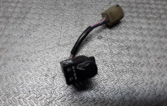 Subaru Forester SF Headlight level height control switch