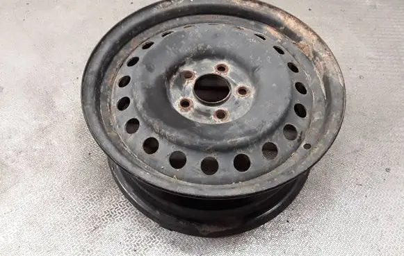 Nissan X-Trail T30 R16 steel rim CN007