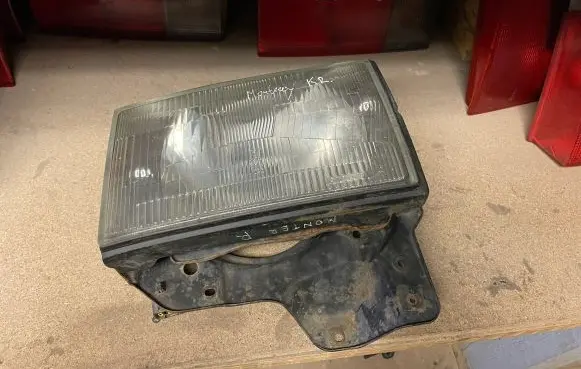 Opel Monterey Headlight/headlamp 1430R
