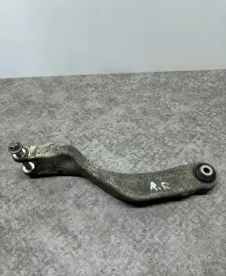 Mercedes-Benz C AMG W205 Rear control arm A2053520601