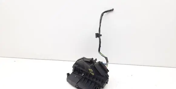 Volvo V60 Front door lock 31301740