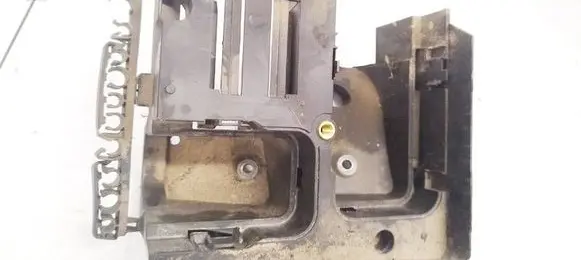 Volkswagen Touran I Fuse box set 1K0907361