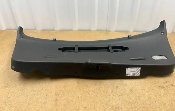 BMW 3 E46 Tailgate trim 51498251554 8251554 51497036181