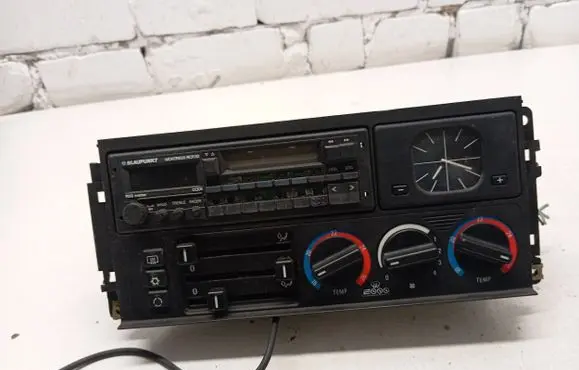BMW 5 E34 Climate control unit 62131384141 E346411 8351115