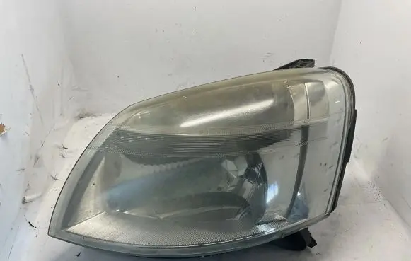 Peugeot Partner Headlight/headlamp