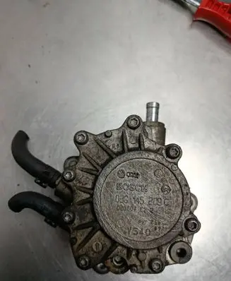 Seat Leon (1P) Vacuum pump 03G145209C 08060702