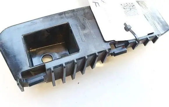 Tesla Model 3 Rear bumper mounting bracket 108399200D