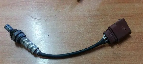 Volkswagen Fox Lambda probe sensor 03D906265C