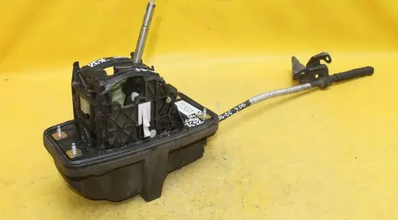 Audi A4 S4 B6 8E 8H Gear selector/shifter in gearbox 